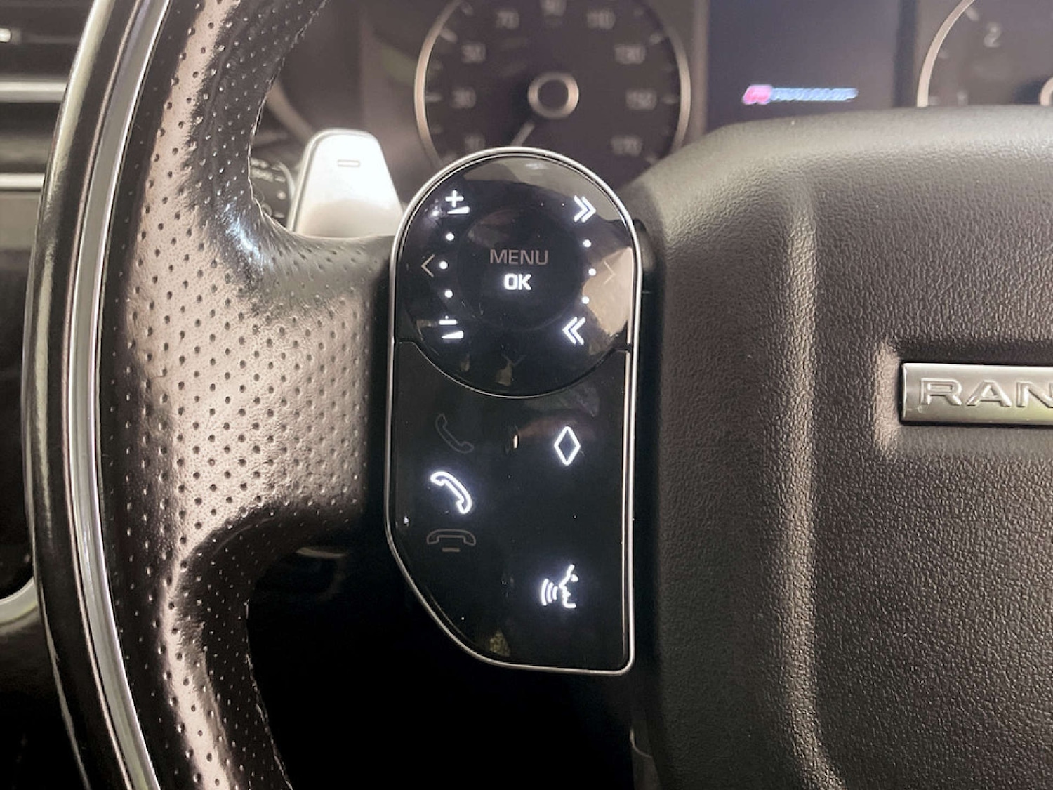 Used Land Rover Range Rover Velar 2018 for sale - 77247858: Photo 17