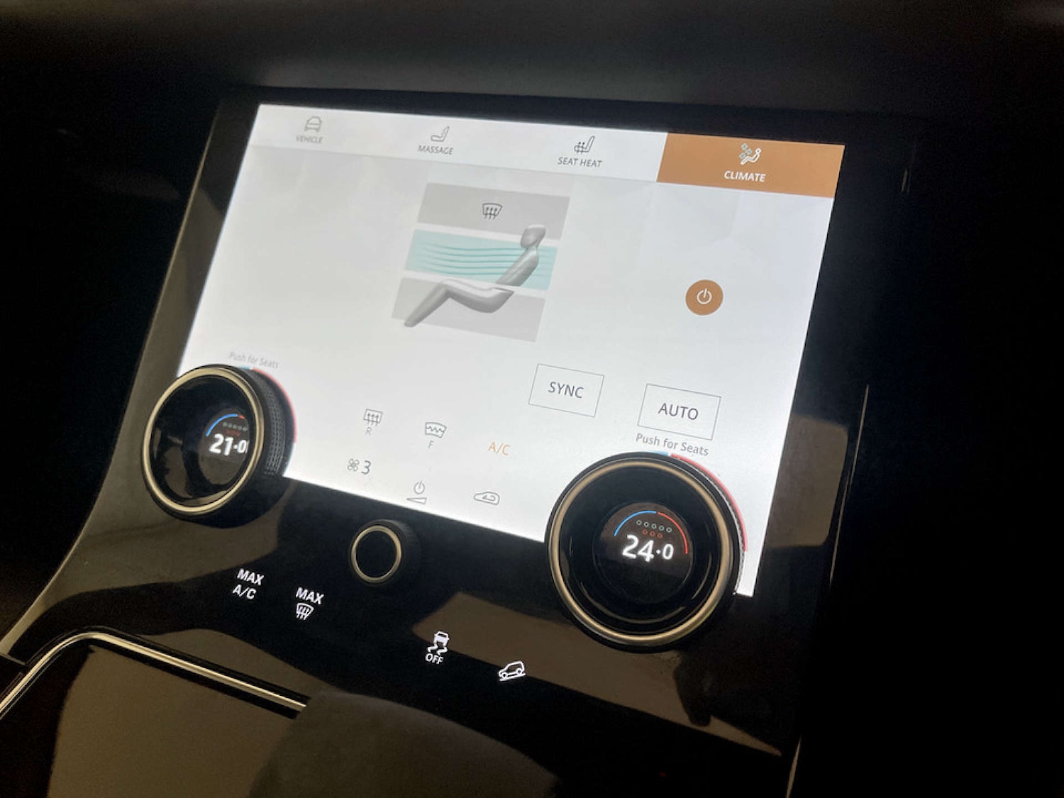 Used Land Rover Range Rover Velar 2022 for sale - 77185644: Photo 25