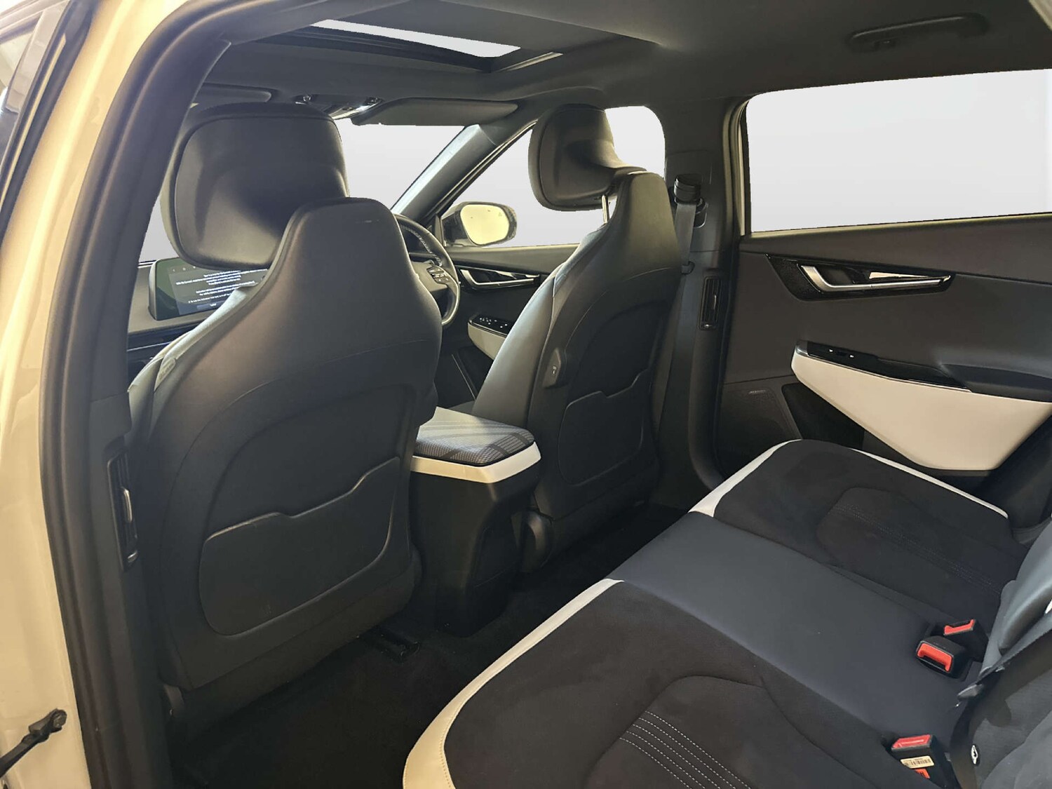 Used Kia EV6 2023 for sale - 77844645: Photo 14