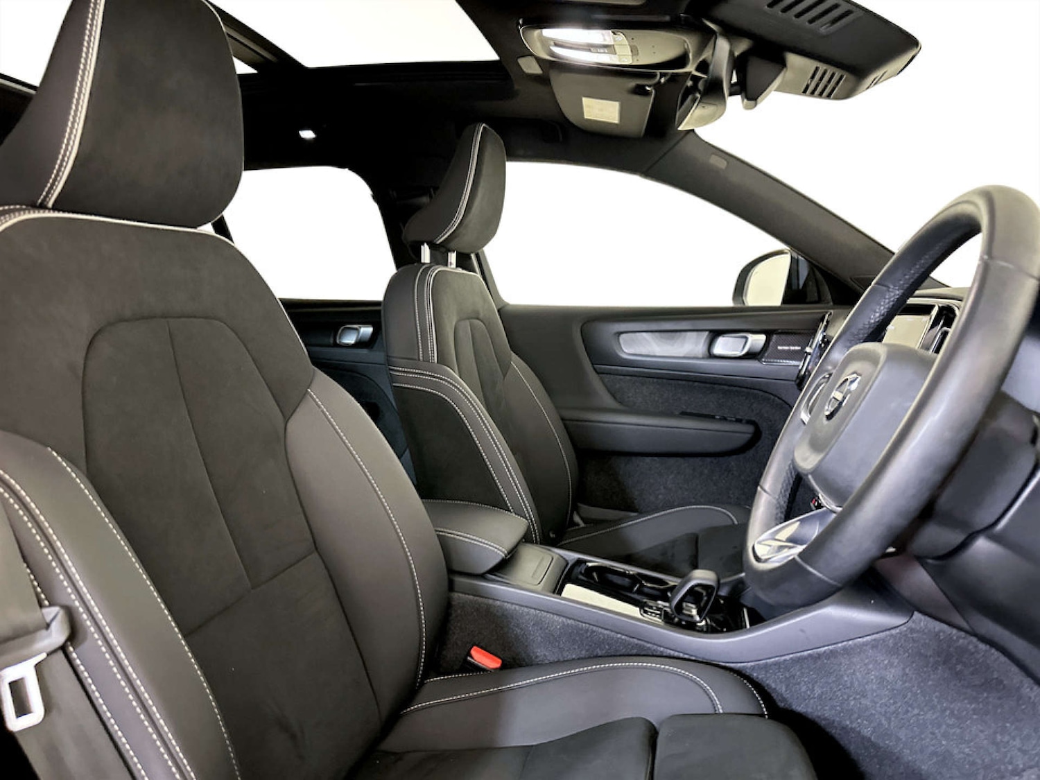 Used Volvo XC40 2023 for sale - 77185567: Photo 13