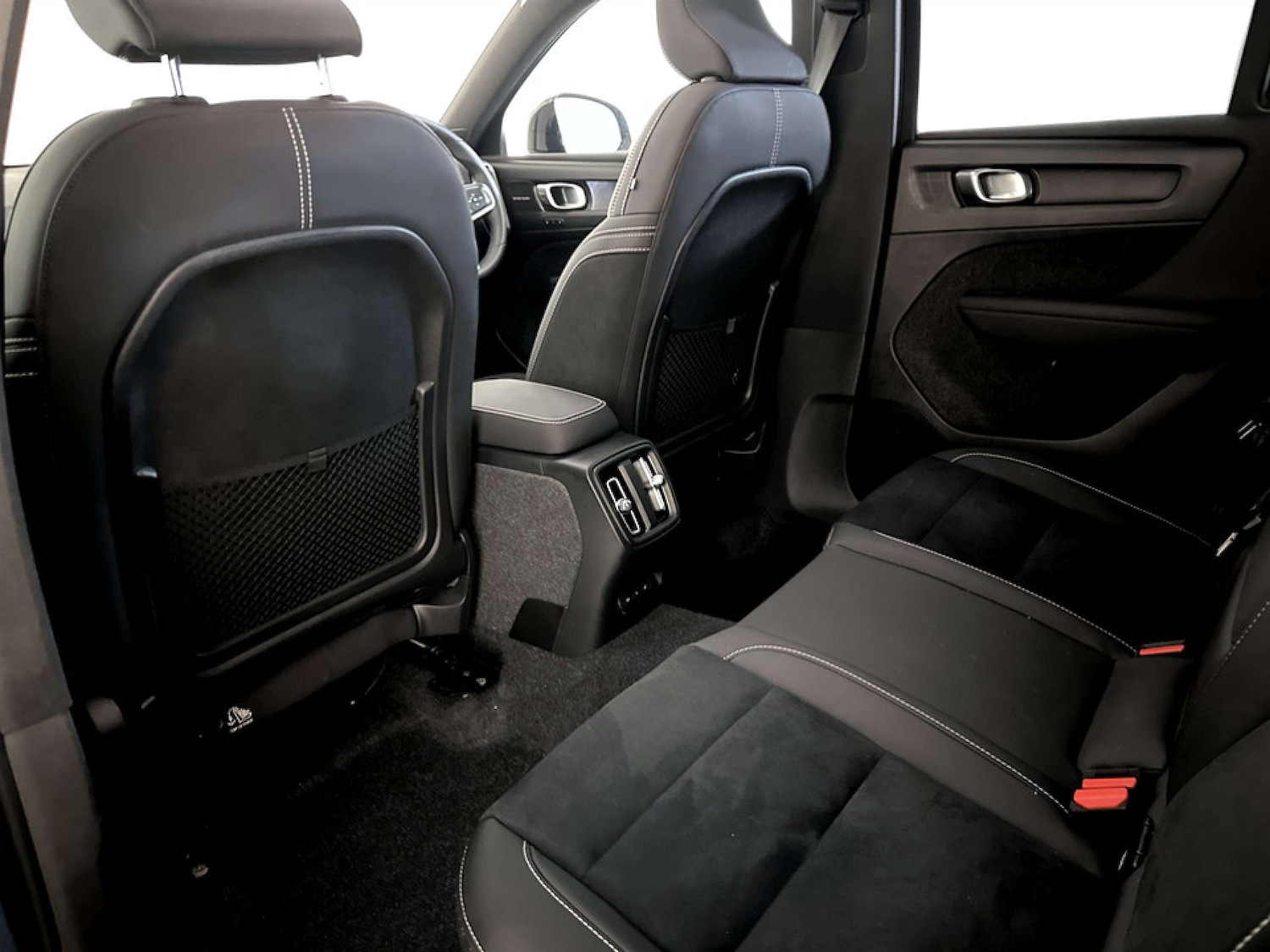 Used Volvo XC40 2023 for sale - 77185567: Photo 14