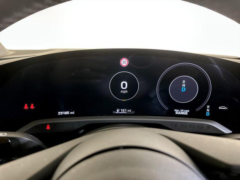 Used Porsche Taycan 2021 for sale - 76382267: Photo 19