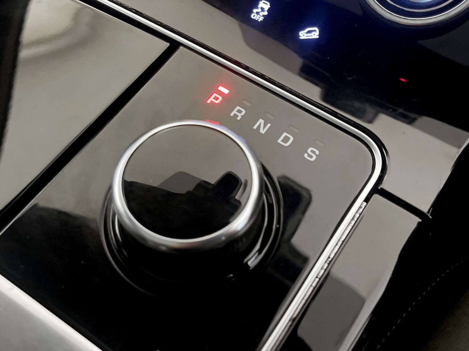 Used Land Rover Range Rover Velar 2018 for sale - 77717753: Photo 28