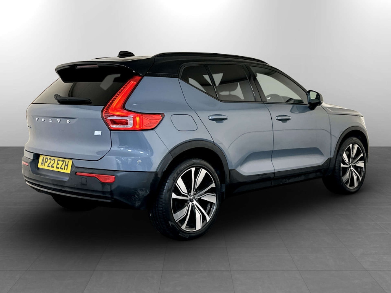 Used Volvo XC40 2022 for sale - 77185547: Photo 10