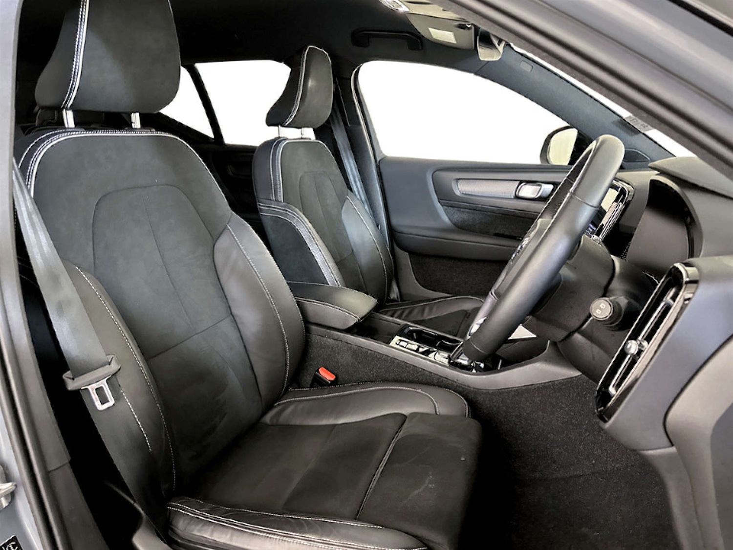 Used Volvo XC40 2022 for sale - 77185547: Photo 14