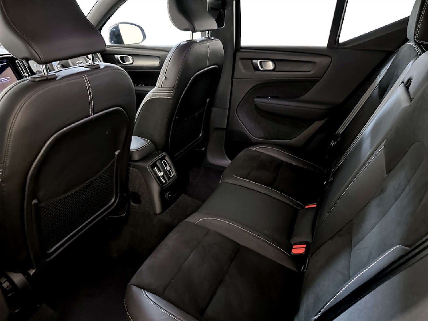 Used Volvo XC40 2022 for sale - 77185547: Photo 15