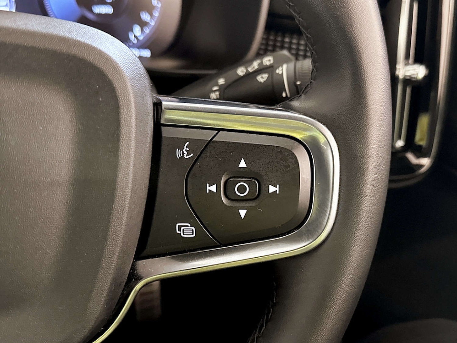 Used Volvo XC40 2022 for sale - 77185547: Photo 20