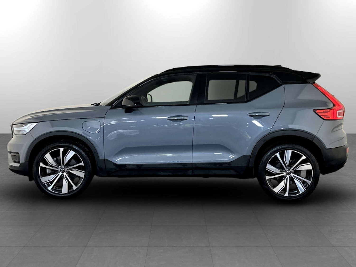 Used Volvo XC40 2022 for sale - 77185547: Photo 7