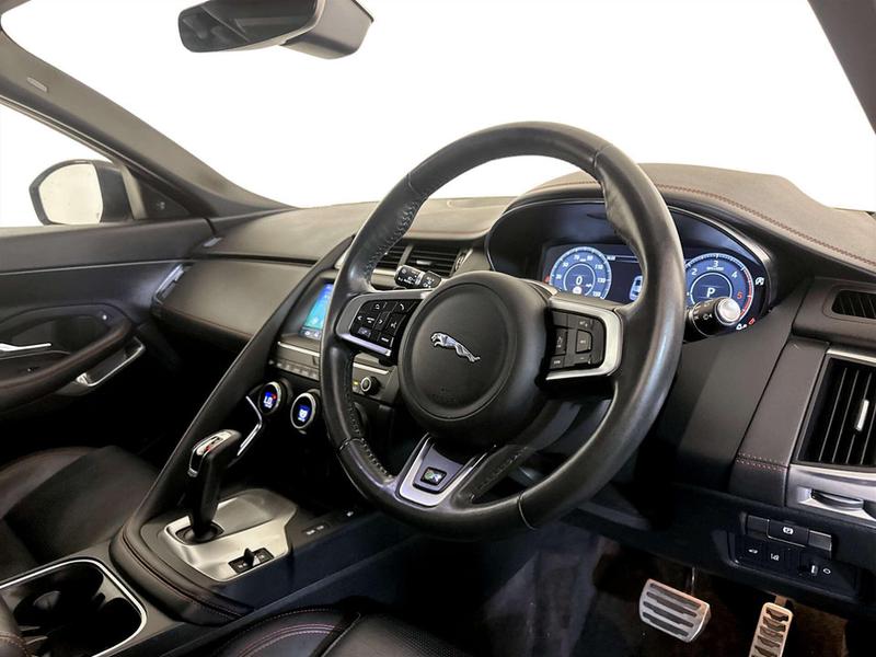 Used Jaguar E-Pace 2020 for sale - 77152015: Photo 15