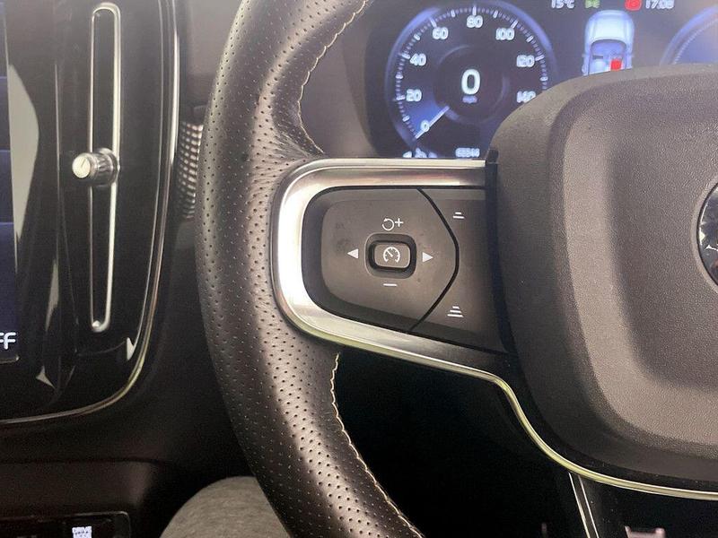 Used Volvo XC40 2021 for sale - 76580705: Photo 18