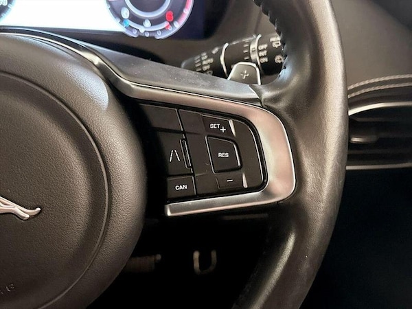 Used Jaguar F-Pace 2019 for sale - 76261093: Photo 19