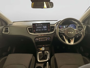 Used Kia Ceed 2022 for sale - 78420209: Photo