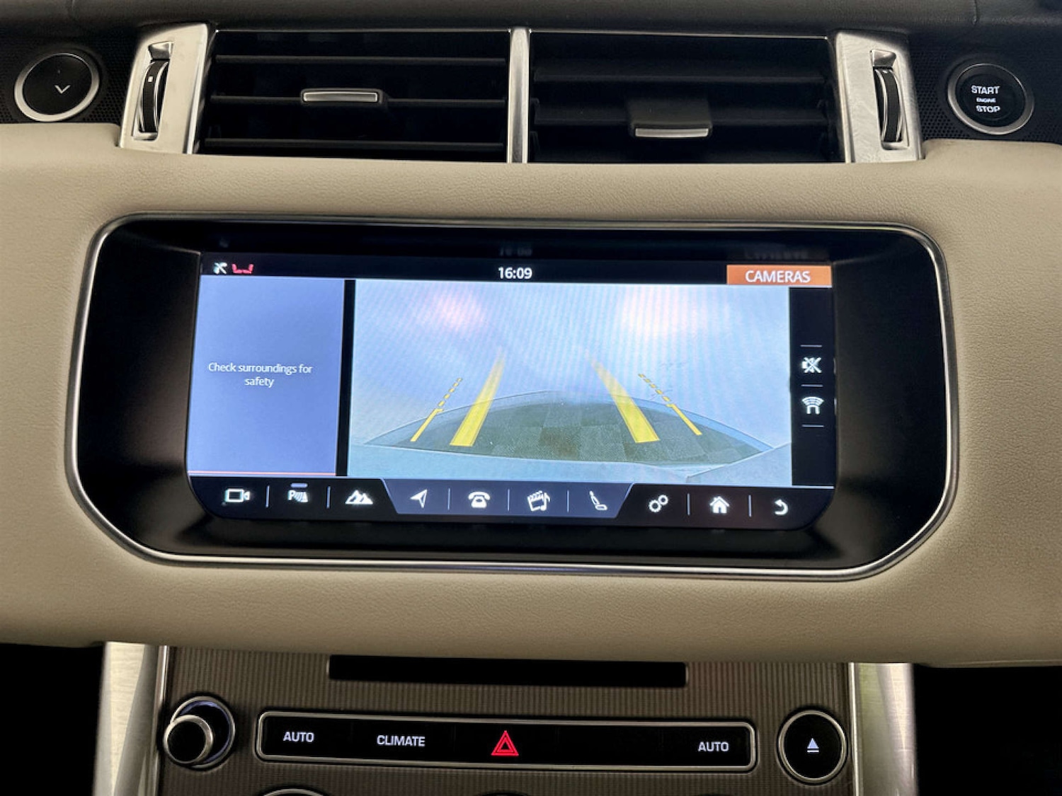 Used Land Rover Range Rover Sport 2017 for sale - 77185529: Photo 21