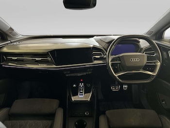Used Audi Q4 e-tron 2022 for sale - 79056938: Photo