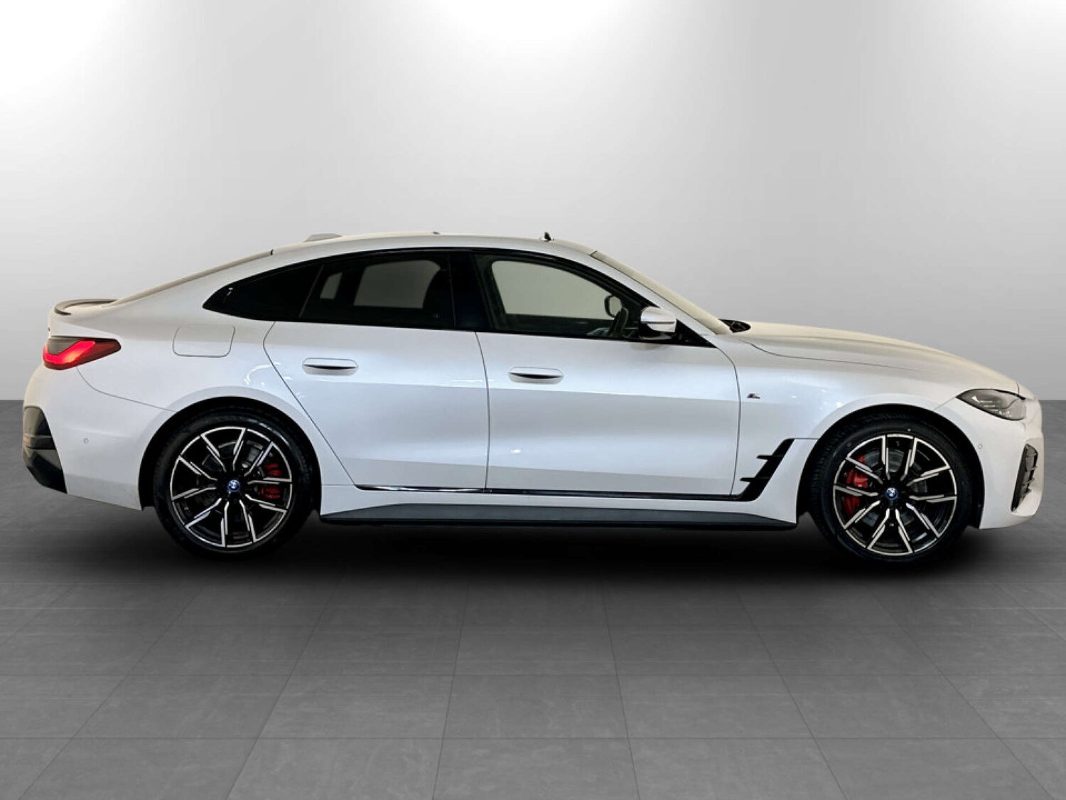 Used BMW i4 2023 for sale - 77818841: Photo 11