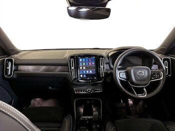 Used Volvo XC40 2022 for sale - 77470049: Photo