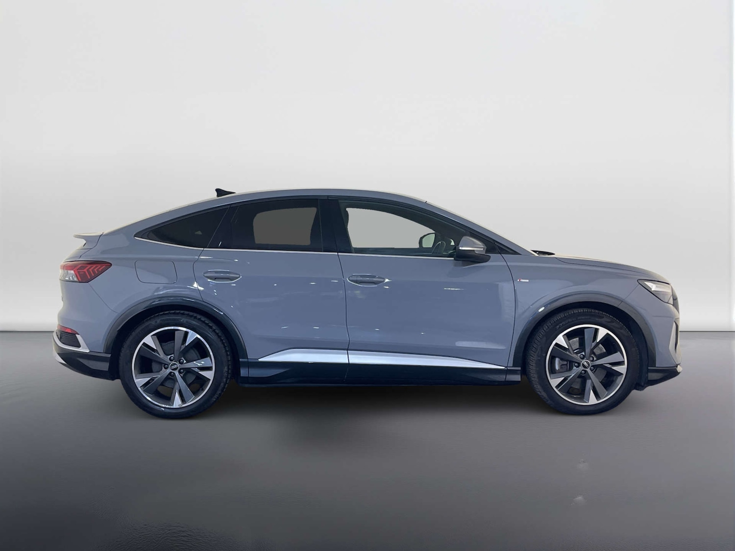 Used Audi Q4 e-tron 2022 for sale - 78039632: Photo 11