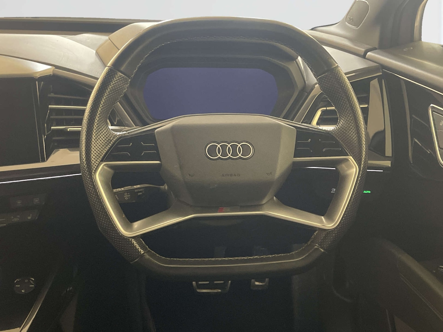 Used Audi Q4 e-tron 2022 for sale - 78039632: Photo 16