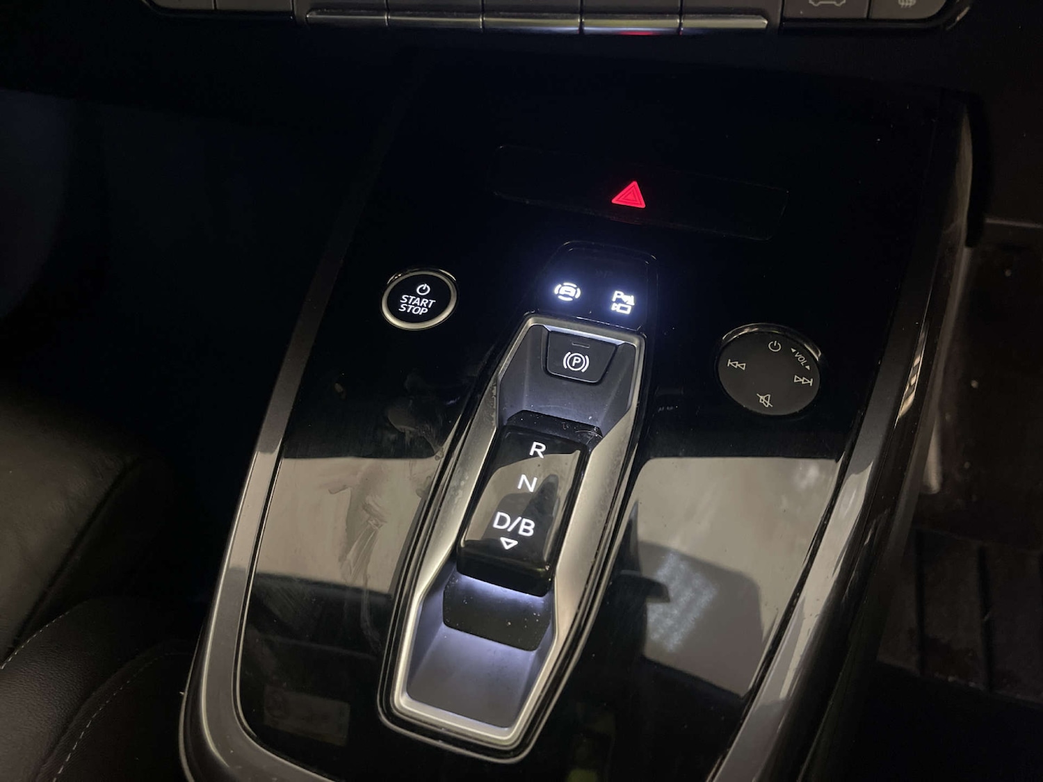 Used Audi Q4 e-tron 2022 for sale - 78039632: Photo 25