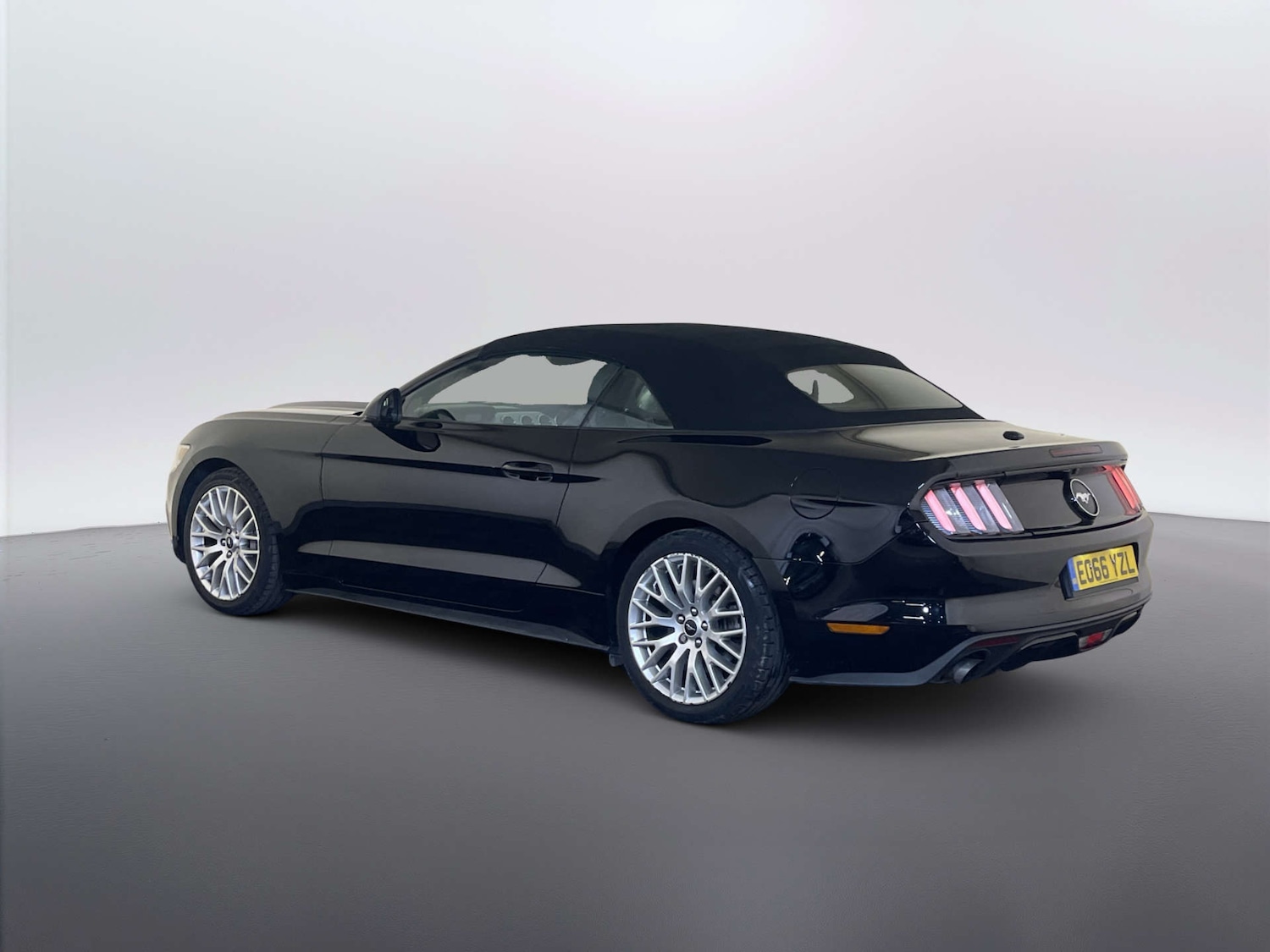 Used Ford Mustang 2016 for sale - 78003752: Photo 8