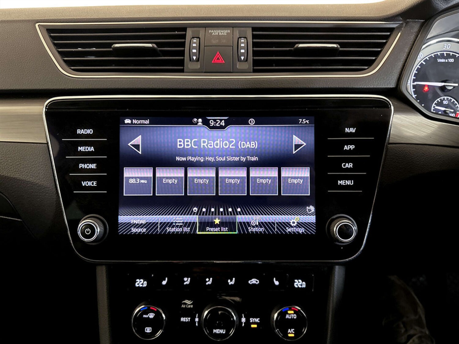 Used Skoda Superb 2020 for sale - 77469900: Photo 24