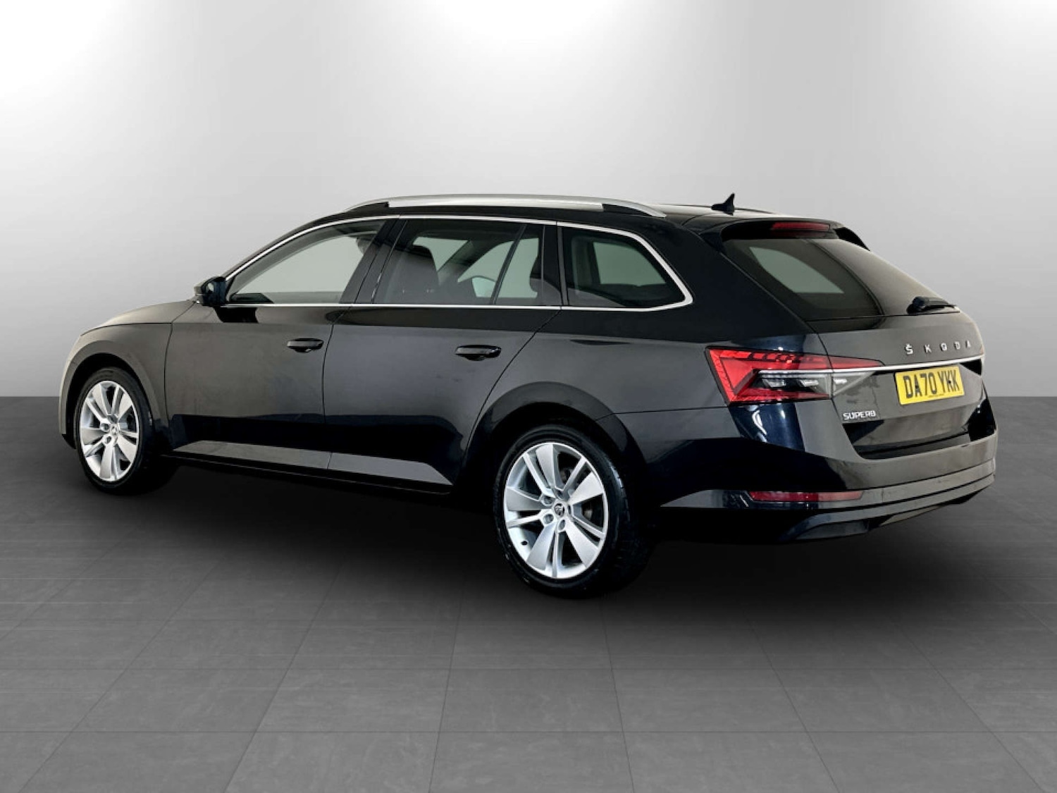 Used Skoda Superb 2020 for sale - 77469900: Photo 7