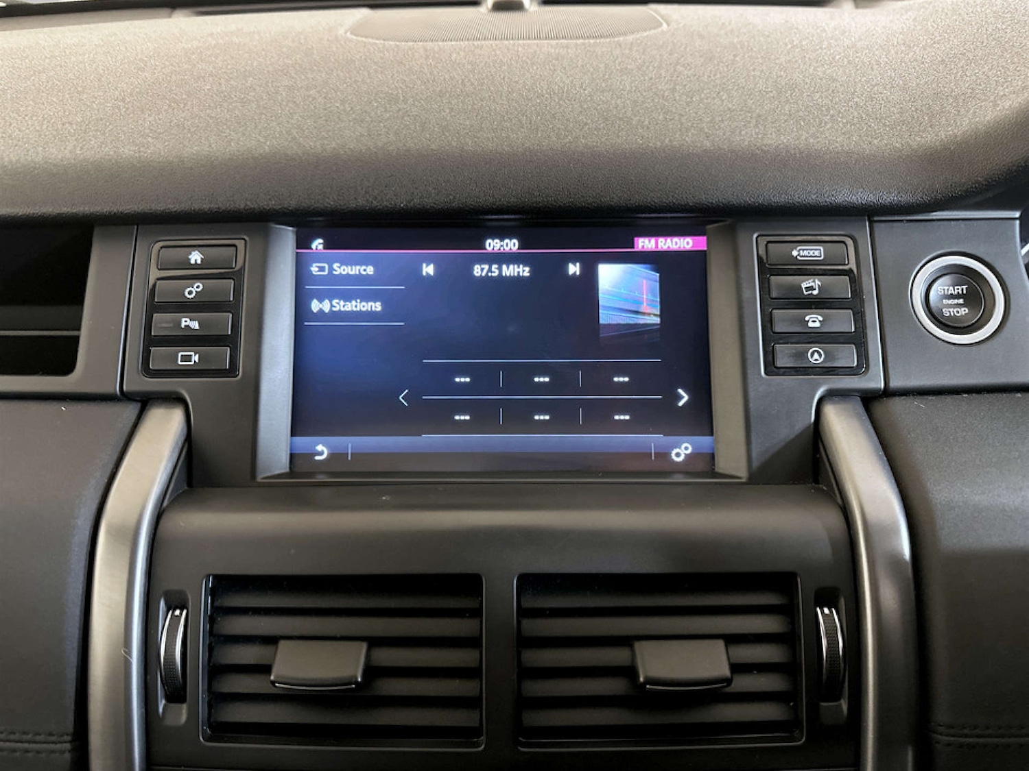 Used Land Rover Discovery Sport 2019 for sale - 77452438: Photo 23