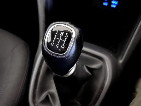 Used Hyundai i10 2018 for sale - 76332449: Photo 26