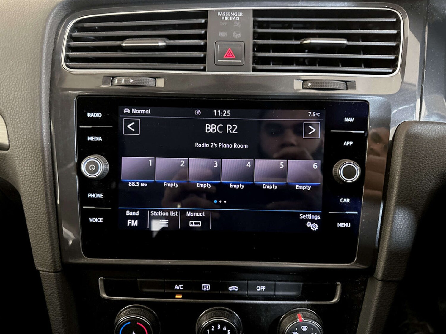 Used Volkswagen Golf 2018 for sale - 77504106: Photo 22