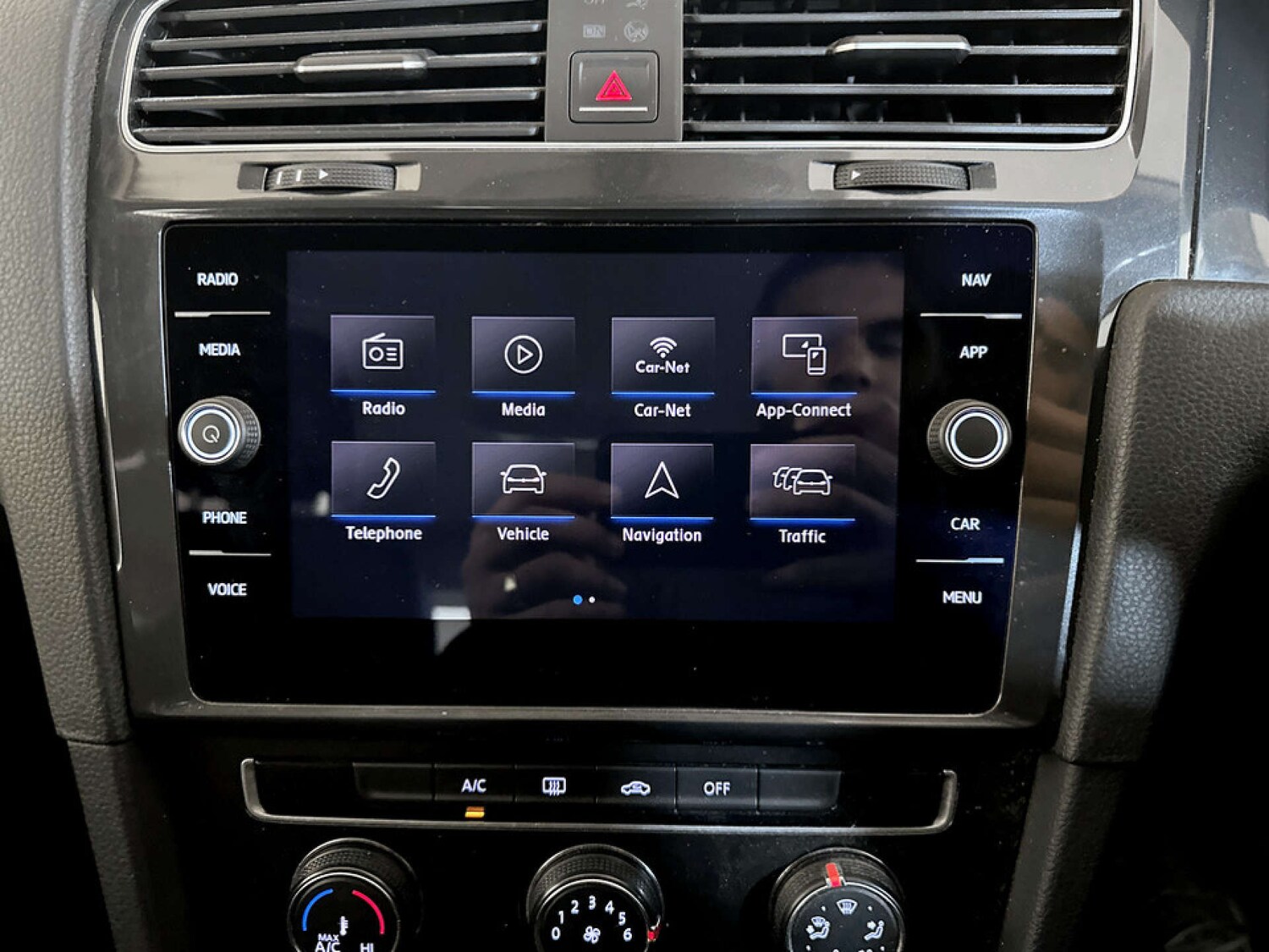 Used Volkswagen Golf 2018 for sale - 77504106: Photo 23