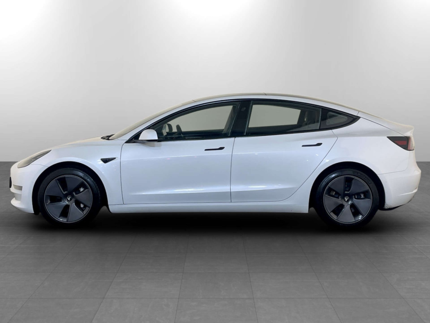 Used Tesla Model 3 2021 for sale - 77185612: Photo 7