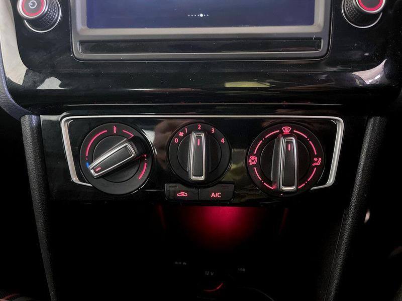 Used Volkswagen Polo 2017 for sale - 76616168: Photo 24