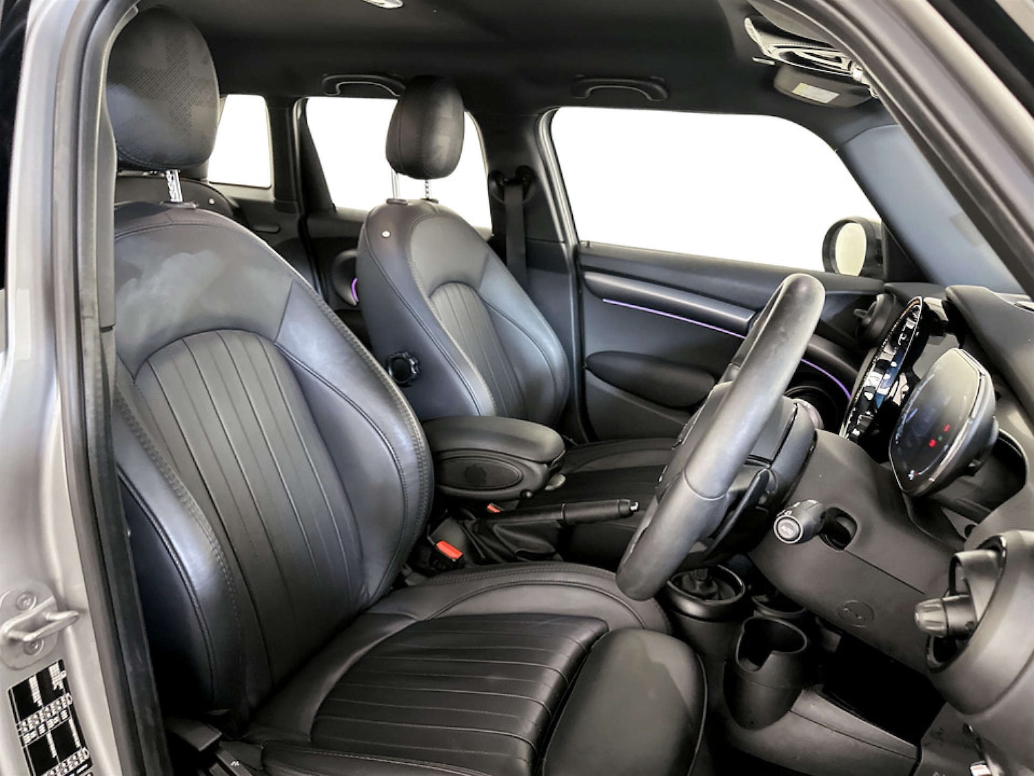 Used MINI Hatch 2023 for sale - 77765847: Photo 13