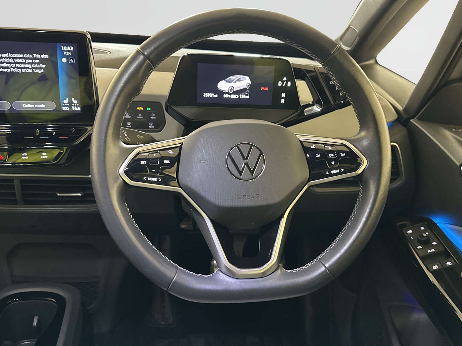 Used Volkswagen ID.3 2023 for sale - 77915418: Photo 16