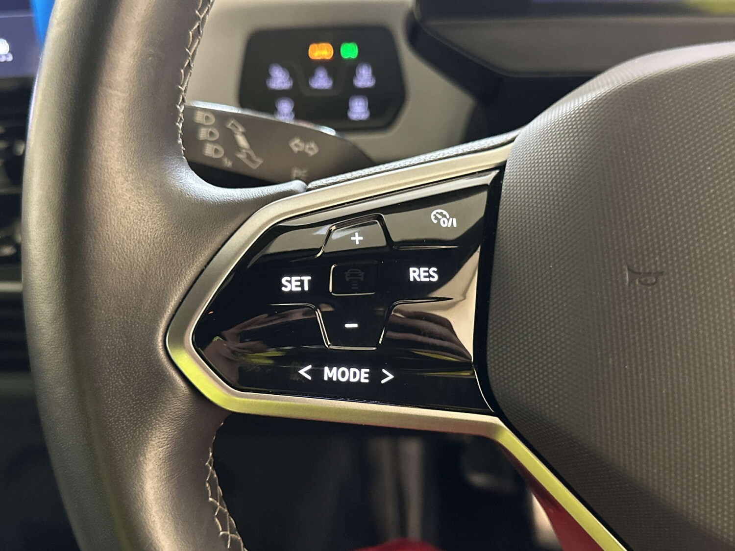 Used Volkswagen ID.3 2023 for sale - 77915418: Photo 18