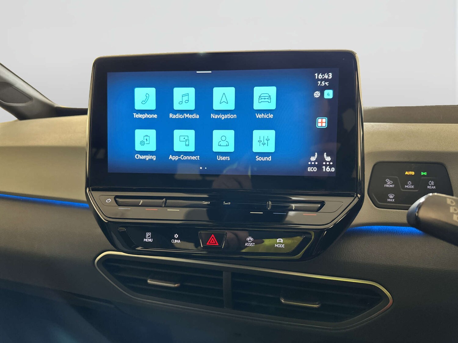 Used Volkswagen ID.3 2023 for sale - 77915418: Photo 25