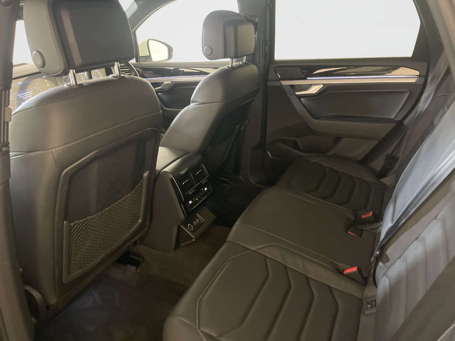 Used Volkswagen Touareg 2020 for sale - 78196801: Photo 14