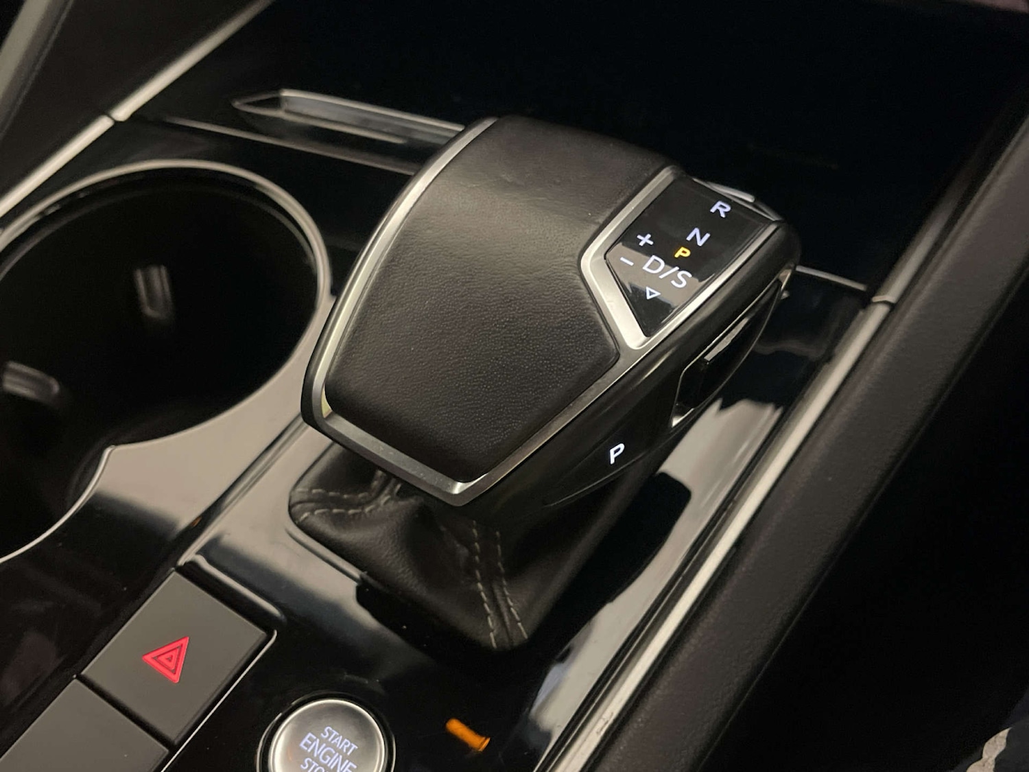 Used Volkswagen Touareg 2020 for sale - 78196801: Photo 25