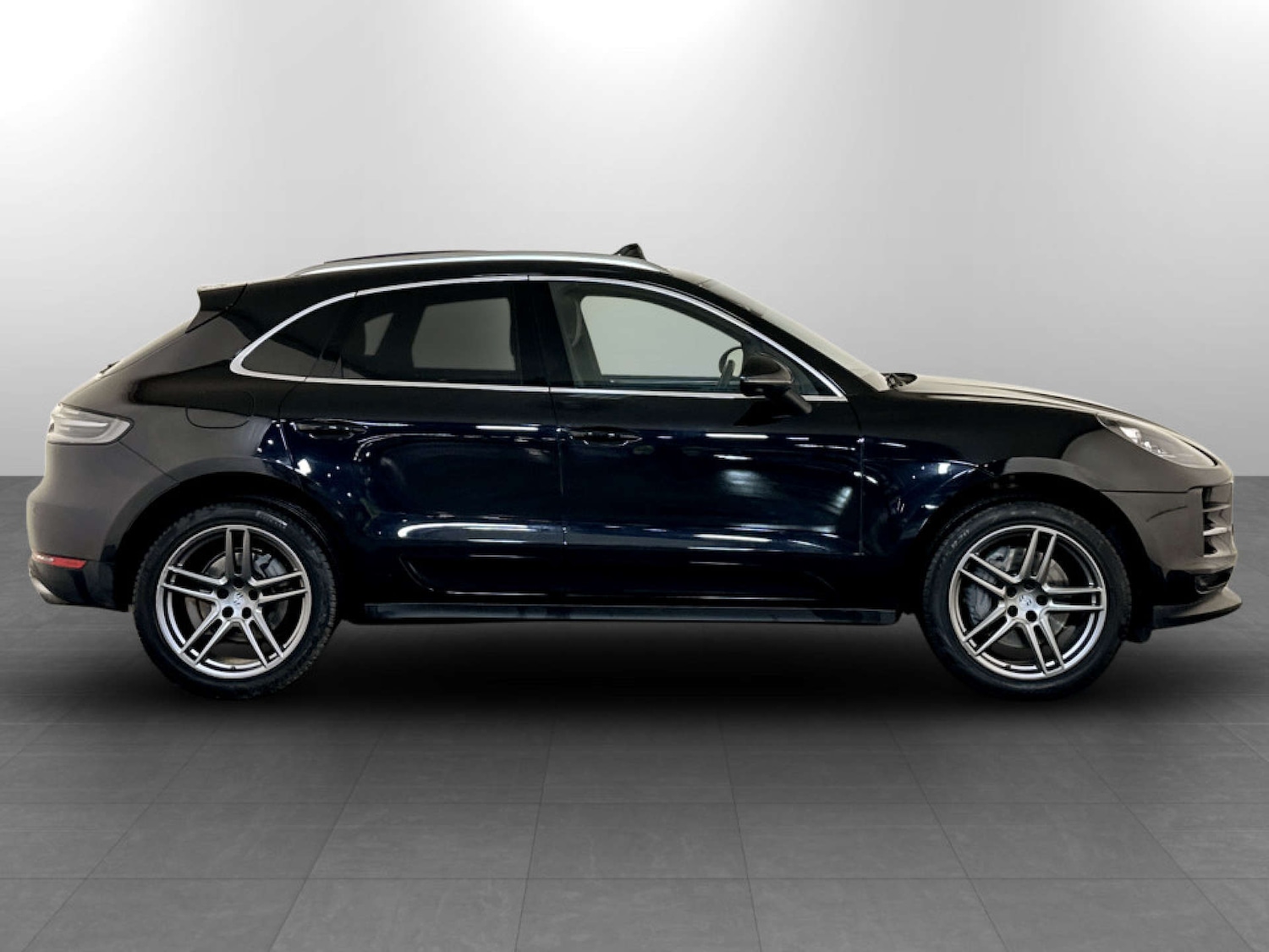 Used Porsche Macan 2019 for sale - 77198019: Photo 11