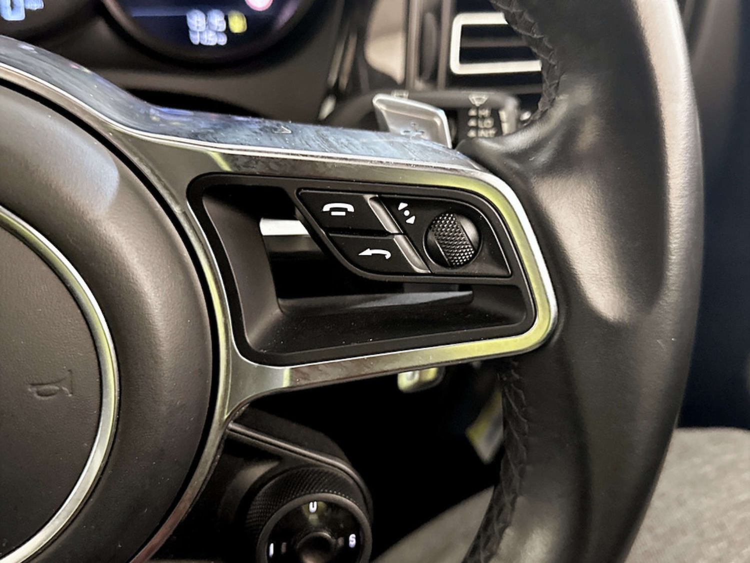 Used Porsche Macan 2019 for sale - 77198019: Photo 20