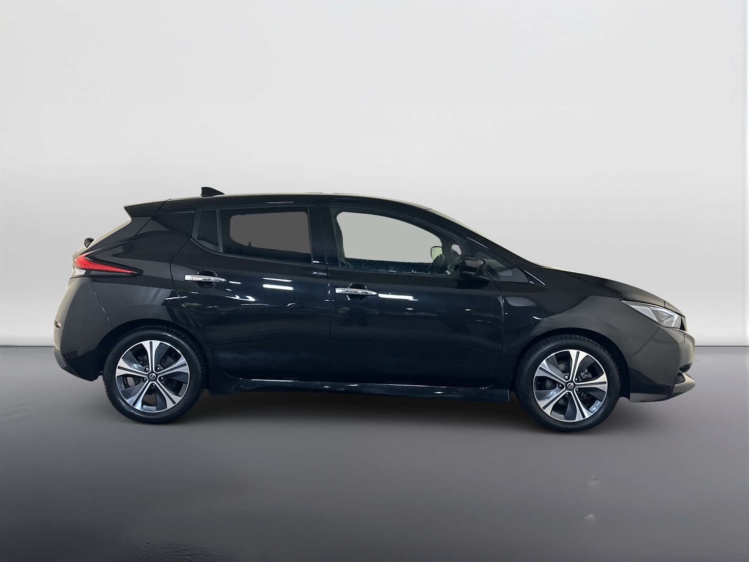 Used Nissan Leaf 2021 for sale - 78014305: Photo 11