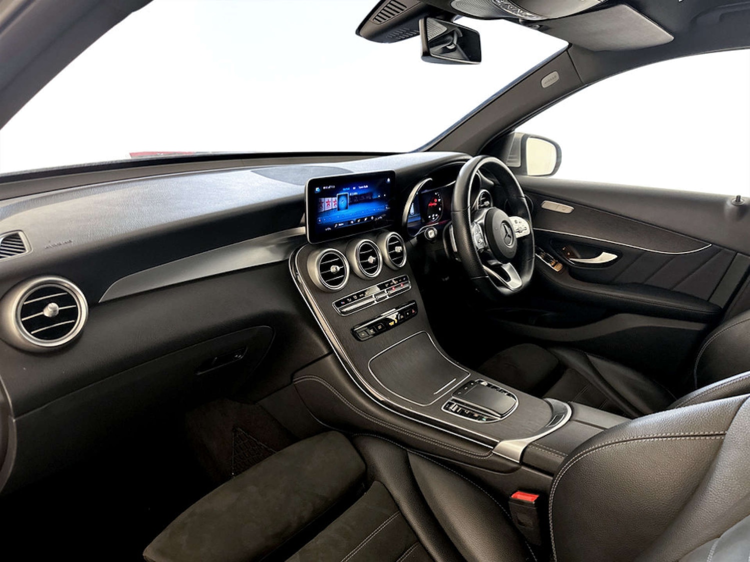 Used Mercedes-Benz GLC 2020 for sale - 77590567: Photo 12