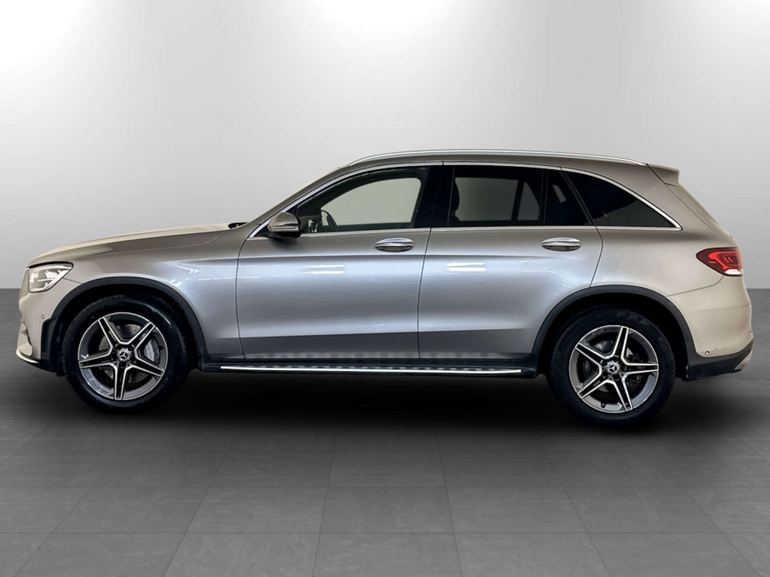 Used Mercedes-Benz GLC 2020 for sale - 77590567: Photo 7