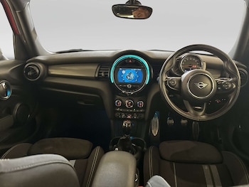 Used MINI Hatch 2019 for sale - 79459616: Photo