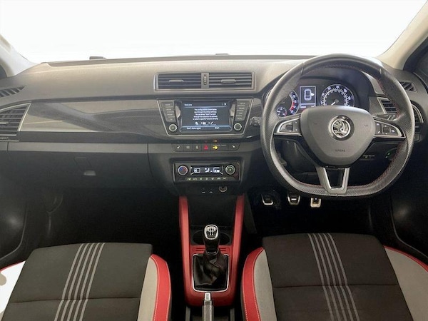 Used Skoda Fabia 2018 for sale - 76277365: Photo 3