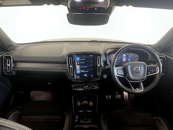 Used Volvo XC40 2019 for sale - 76772691: Photo