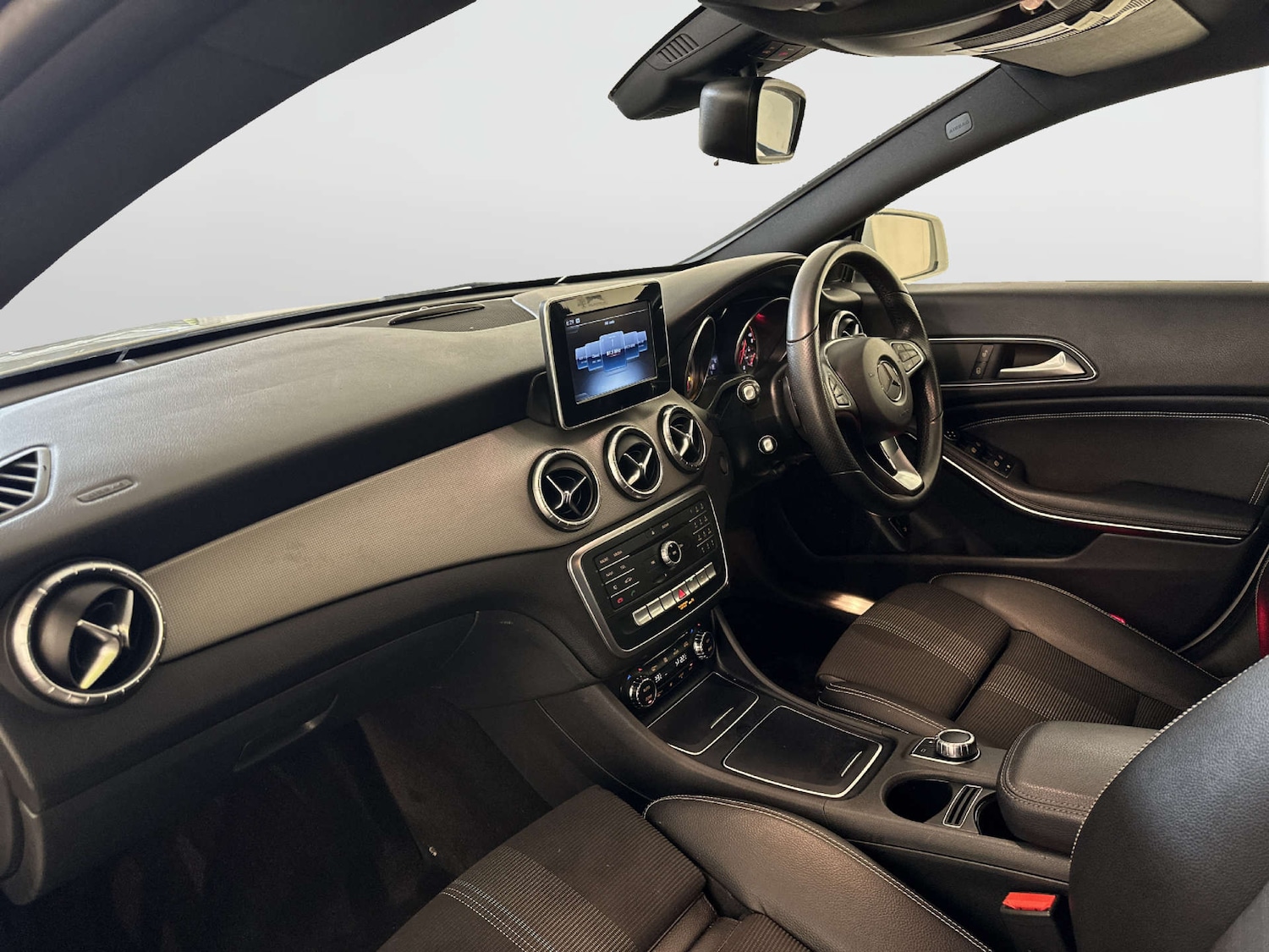 Used Mercedes-Benz CLA 2018 for sale - 77998562: Photo 12