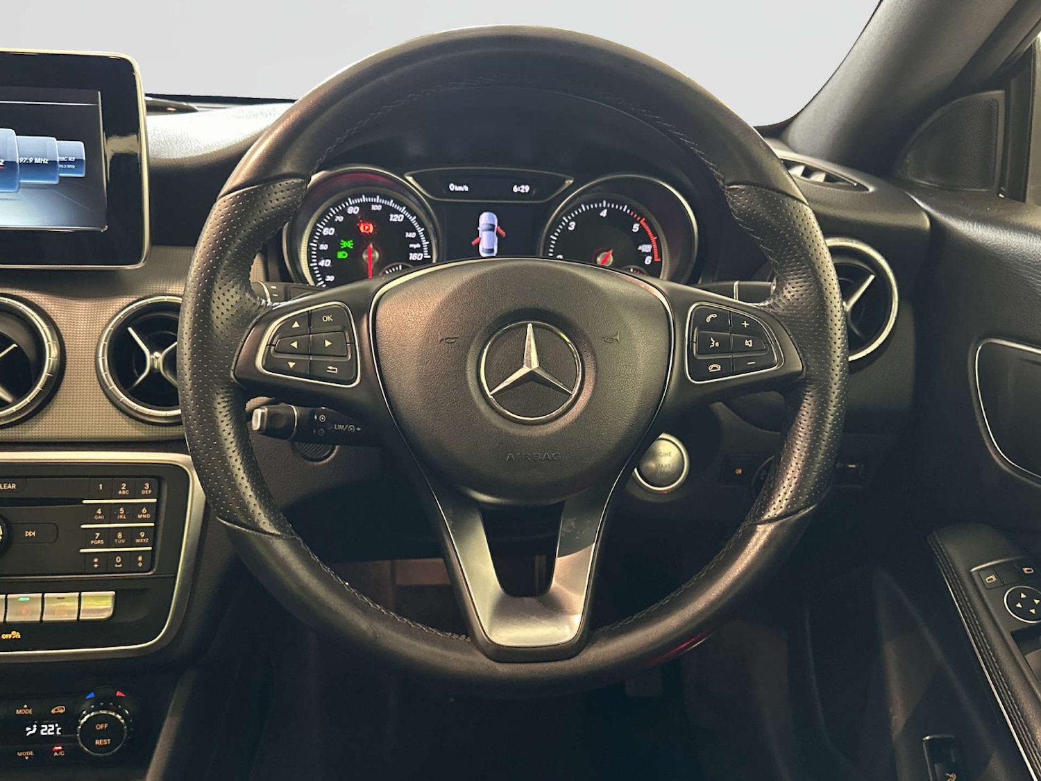 Used Mercedes-Benz CLA 2018 for sale - 77998562: Photo 16