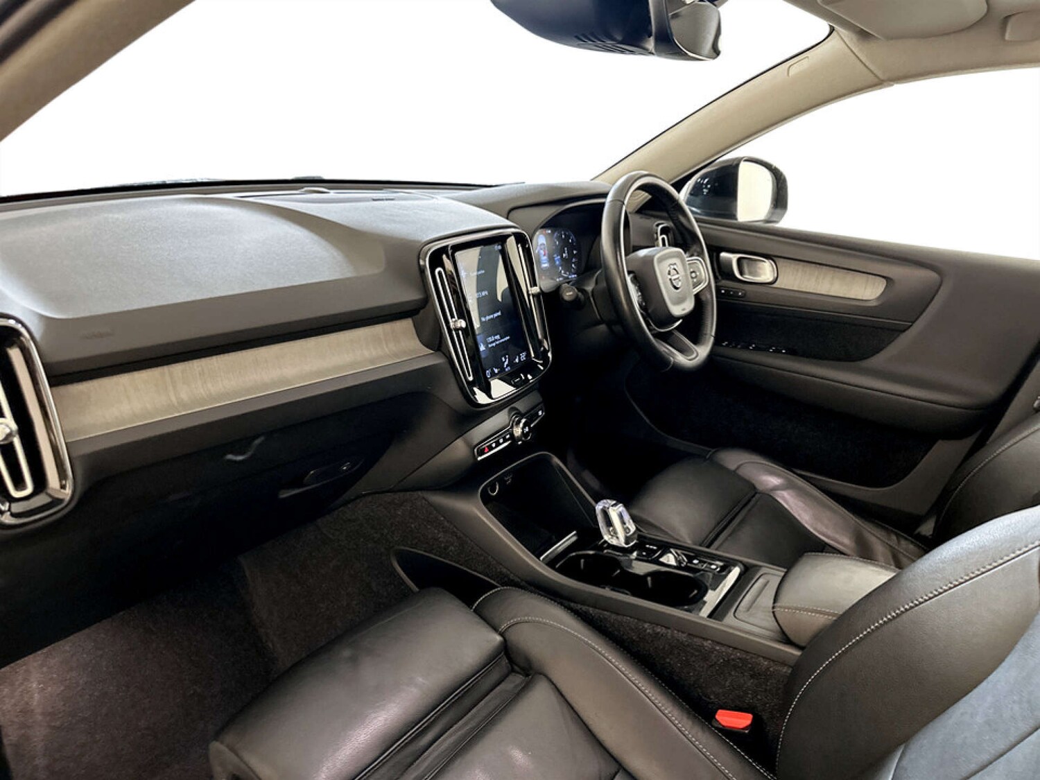 Used Volvo XC40 2019 for sale - 77469968: Photo 11