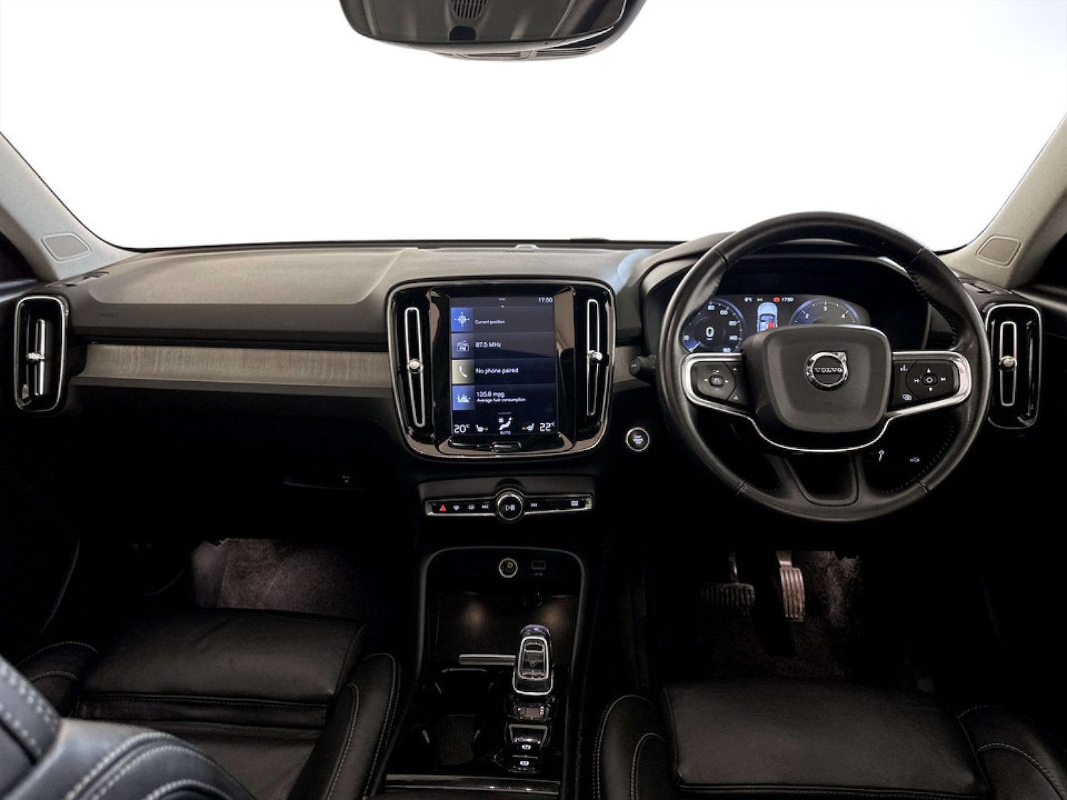 Used Volvo XC40 2019 for sale - 77469968: Photo 3